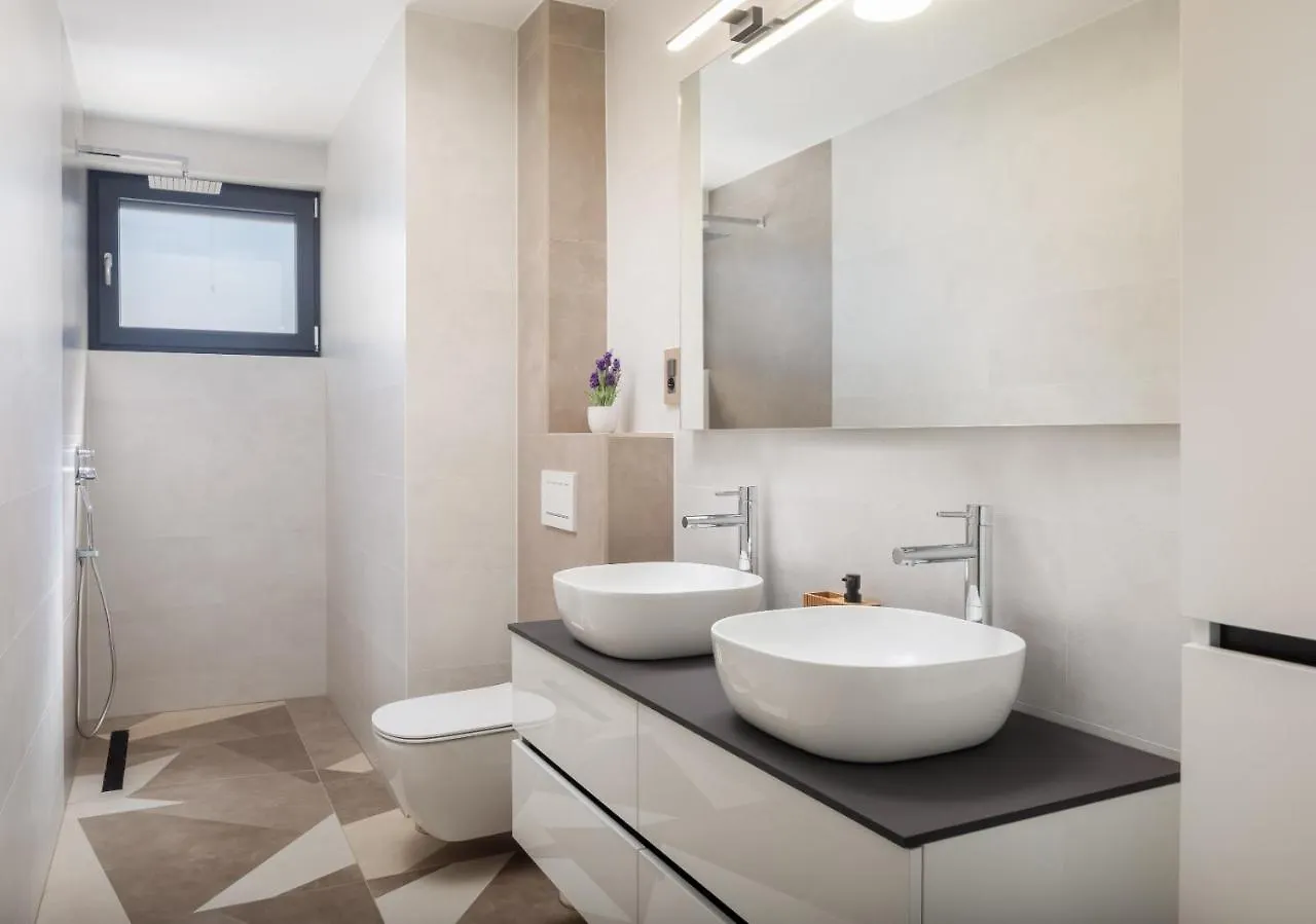 Luxury Apartment Sea Pakostane