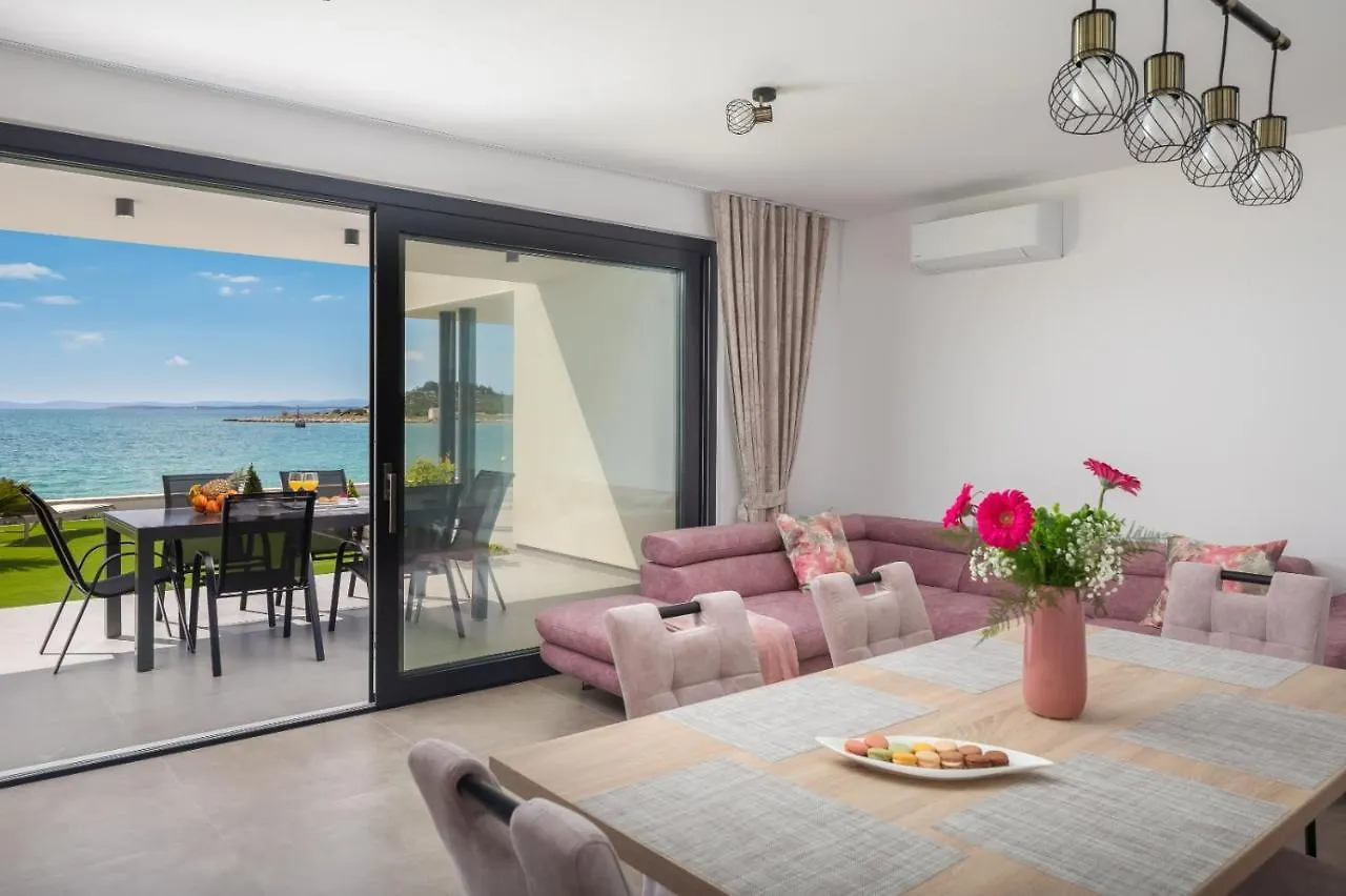 Luxury Apartment Sea Pakostane