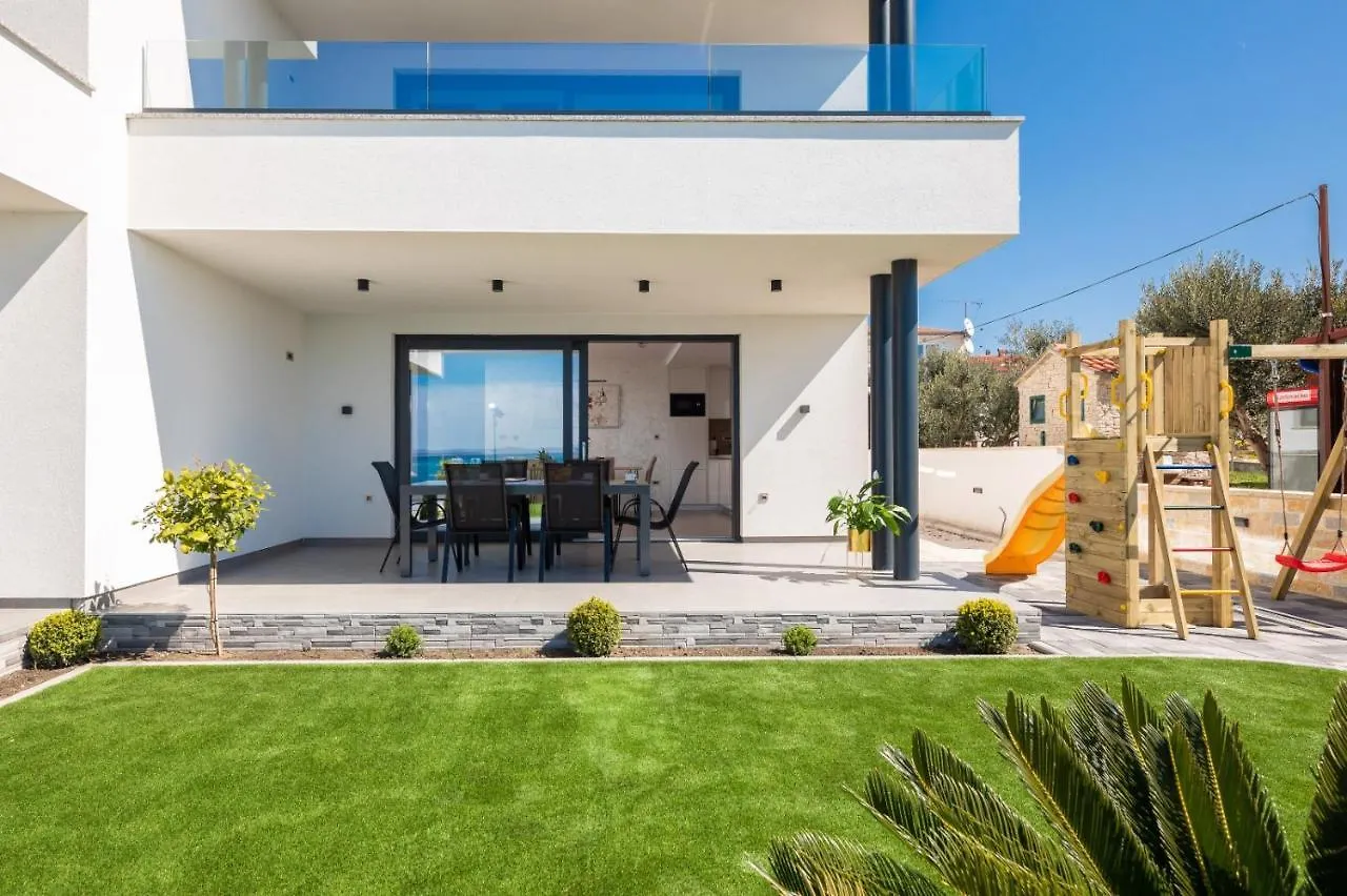 Luxury Apartment Sea Pakostane